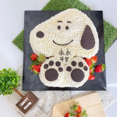 Snoopy 蛋糕 1